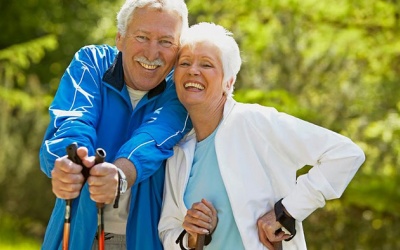 Đi bộ giúp giảm mệt mỏi ở người bệnh ung thư đại tràng?