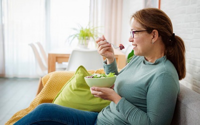 Bí quyết ăn uống giúp phụ nữ tránh mãn kinh sớm