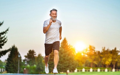 3 bài tập đơn giản, tốn ít phút nhưng giúp tránh té ngã