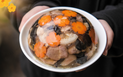 Tết hiện đại: Đừng để 'gánh nặng' tích trữ làm phai nhạt vị ngon lành