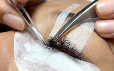 Cảnh báo nguy cơ mắc bệnh lý về mắt khi nối mi giả