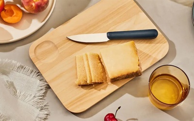 Bạn đã biết làm thế nào để vệ sinh thớt gỗ hiệu quả?