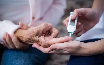 Người già bị đái tháo đường có nguy hiểm không?