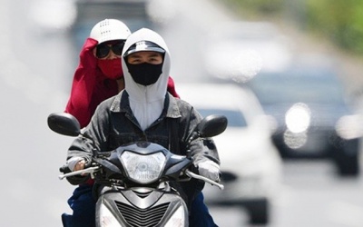 Thời tiết ba miền khô nóng, nắng gắt nhất ở miền Trung