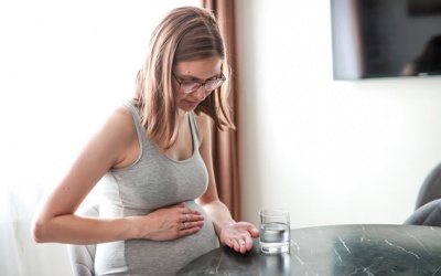 Loại vitamin bà bầu cần bổ sung để giúp con khỏe mạnh