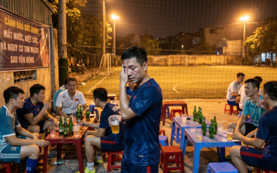 Hệ lụy từ thói quen ăn nhậu sau khi chơi thể thao