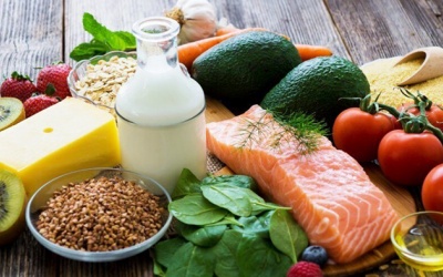 Người bị viêm phổi nên ăn uống gì?