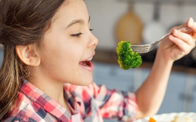 Cảnh báo nhiều trẻ không ăn đủ rau và trái cây theo khuyến nghị