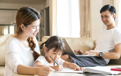 Vì sao nhiều cha mẹ yêu con vẫn rơi vào cách nuôi dạy quá kiểm soát?