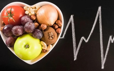 Tại sao cholesterol vẫn cao dù không ăn thịt?