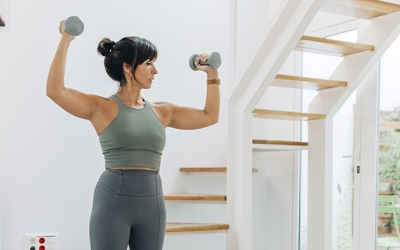 6 bài tập giúp cơ bụng săn chắc không cần gập bụng
