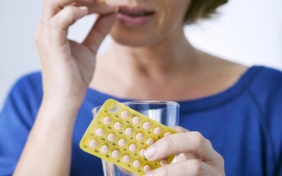 Dùng liệu pháp hormone thay thế dạng viên làm tăng nguy cơ hình thành cục máu đông?
