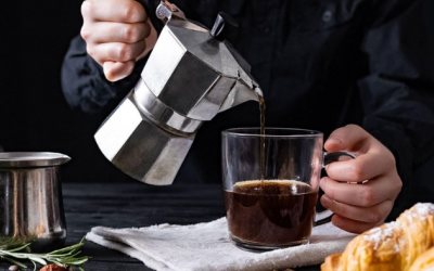 Uống cà phê ảnh hưởng đến sức khỏe xương?