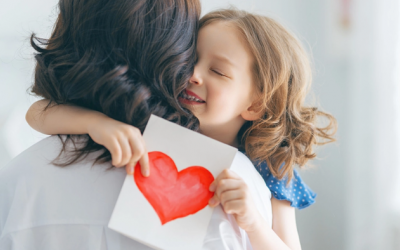 10 dấu hiệu trẻ có kiểu gắn bó an toàn