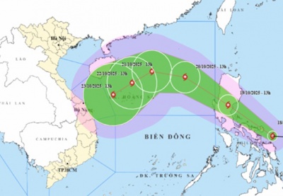 Không khí lạnh tràn về Bắc Bộ, biển Đông sắp đón bão số 12