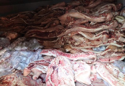 Bắt chủ lò mổ gom 38 tấn thịt nhiễm dịch tả lợn Châu Phi chờ tiêu thụ