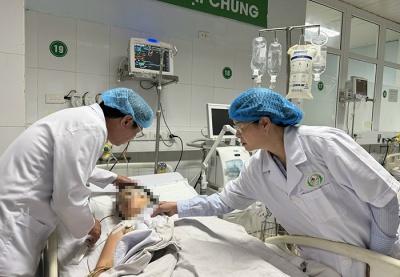 Hành hung cán bộ y tế khi đang làm nhiệm vụ là điều không thể chấp nhận được