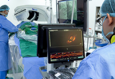 Điều trị vôi hóa động mạch vành bằng sóng xung kích