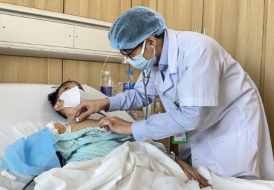 Ca ghép gan thắp lại hy vọng cho nam sinh bị xơ gan di truyền