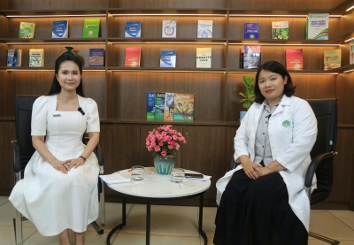  TỌA ĐÀM trực tuyến: Vượt qua cơn bão tiền mãn kinh, mãn kinh