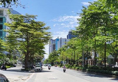 Nắng nóng mạnh bao trùm Bắc Bộ, Nam Bộ mưa dông
