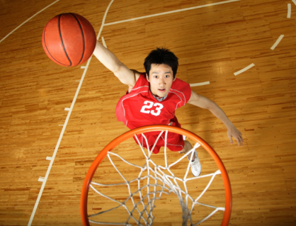 Vì sao bóng rổ là môn thể thao giúp cơ thể khỏe mạnh toàn diện?