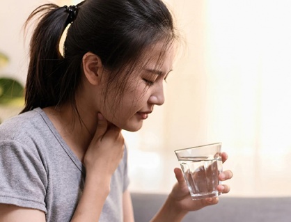 5 thói quen khiến bạn đau họng và cách cải thiện