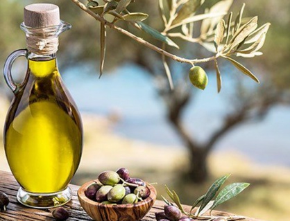 Dầu olive - bí quyết làm đẹp của cô dâu Italia