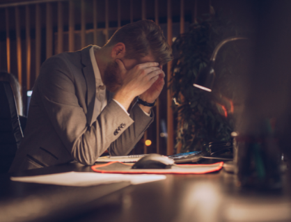 Làm việc quá sức có thể ảnh hưởng đến khả năng sinh sản