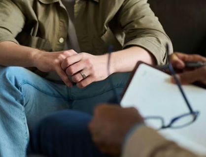 Nam giới ngại tìm kiếm hỗ trợ về sức khỏe tinh thần