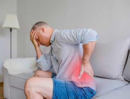 Vì sao thận yếu lại gây đau lưng?