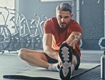 Cách giãn cơ và giảm đau hiệu quả sau tập luyện