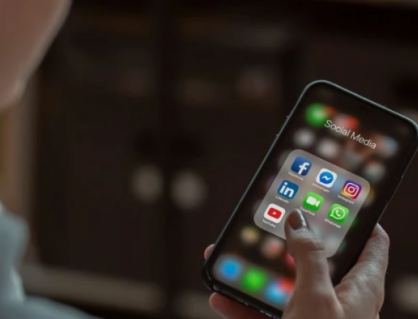 Lợi ích cho sức khoẻ tinh thần khi giảm thời gian “lướt mạng”