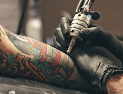 Mực xăm có thể tác động tiêu cực lên hệ miễn dịch?