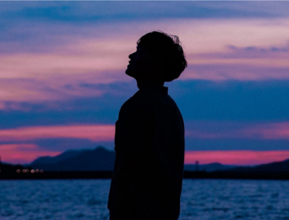 Vì sao bạn lại có cảm giác cô đơn, lạc lõng giữa mùa lễ?