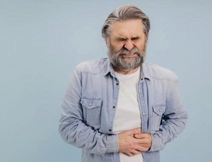 Bị tiêu chảy dai dẳng dù đã uống thuốc, tôi phải làm sao?