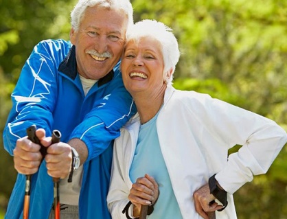 Đi bộ giúp giảm mệt mỏi ở người bệnh ung thư đại tràng?