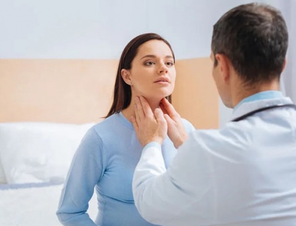 Vì sao nhiều phụ nữ bị bướu cổ sau sinh?