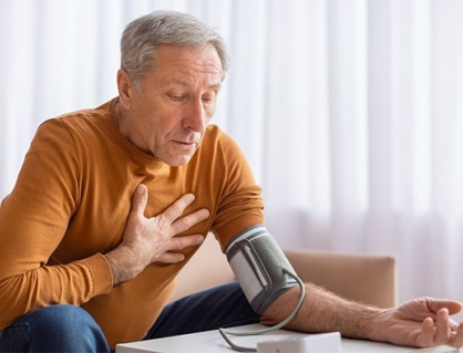 Bị tăng huyết áp và hở van tim 2 lá phải làm sao?