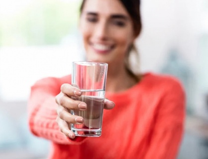 Uống nước đúng cách để tăng cường trao đổi chất