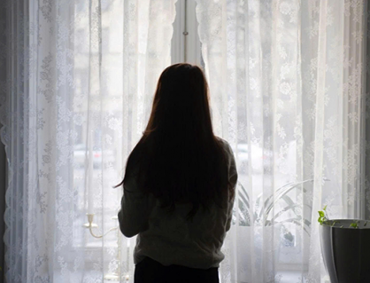 Ở lâu trong không gian kín ảnh hưởng thế nào đến tinh thần?