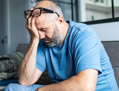 Tại sao người bệnh tim hay thấy mệt rũ trong ngày?