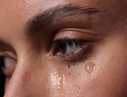 Lợi ích bất ngờ từ việc 'để nước mắt rơi' mà ít người chú ý