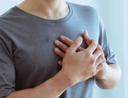 Nam giới bị đau vú: Nguyên nhân do đâu?