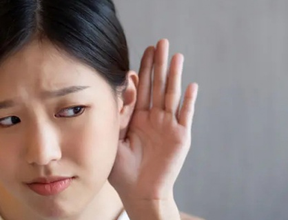 Nhận biết sớm dấu hiệu nghe kém 