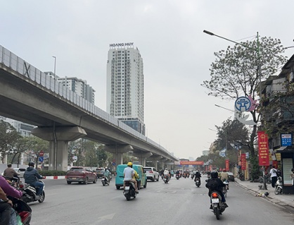 Cuối tuần miền Bắc trời nhiều mây, Nam Bộ nắng nóng