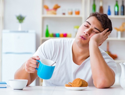 Buồn ngủ sau khi ăn cũng có thể cảnh báo tim suy yếu?