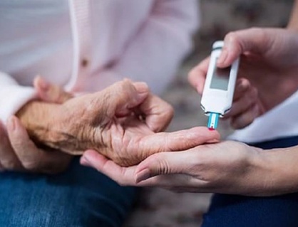 Người già bị đái tháo đường có nguy hiểm không?