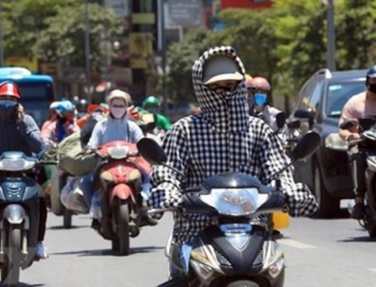 Cả nước vẫn nắng nóng, tâm điểm Trung Bộ vượt 40 độ