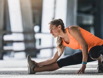 3 động tác yoga giúp giảm căng mỏi cơ gân kheo  